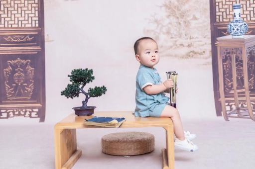 克孜勒苏柯尔克孜宝宝自闭症的早期症状
